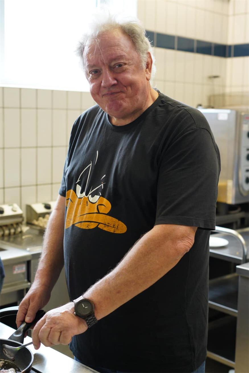 Mann am Herd: Andreas Posch kocht zum Weltfrauentag auf.