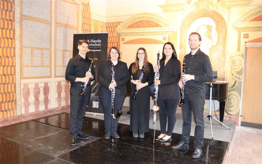 Manuel Jannach, Stefanie Schaufler, Angela Sternitzer, Andrea Gruber und Florian Bohrn waren am Sonntag im Schloss Kobersdorf zu Gast. 
