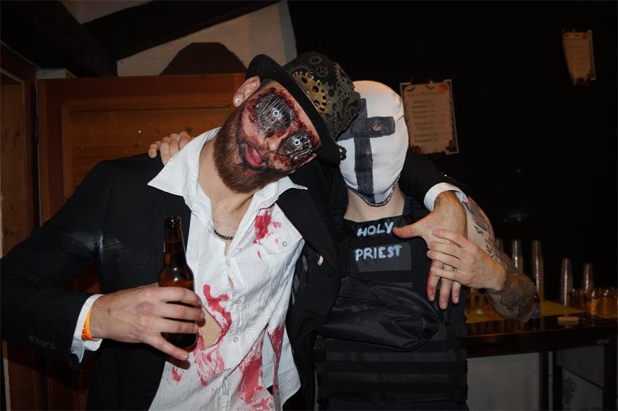 Gänsehaut und Partystimmung beim Halloween-Spektakel in Pöttsching