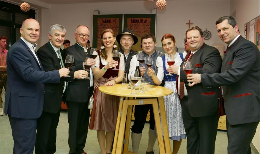 Simn Kp Glanzvoller Ball der Landwirtschaftlichen Fachschule