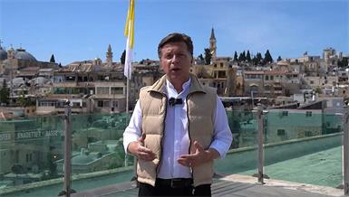 Markus Bugnyar aus Pama am Dach "seiner" Österreichischen Hospiz in der Altstadt von Jerusalem.