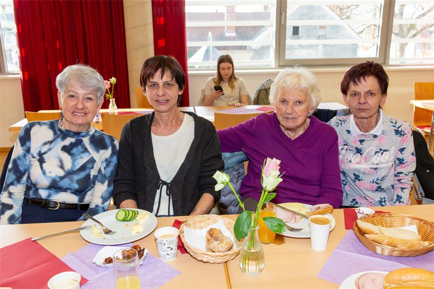 Gemütliches Frauenfrühstück im Gemeindezentrum