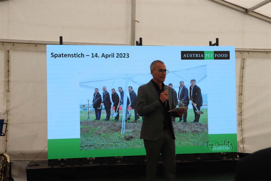 Martin Ganster von ORF Burgenland führte moderierend durch die Veranstaltung und...