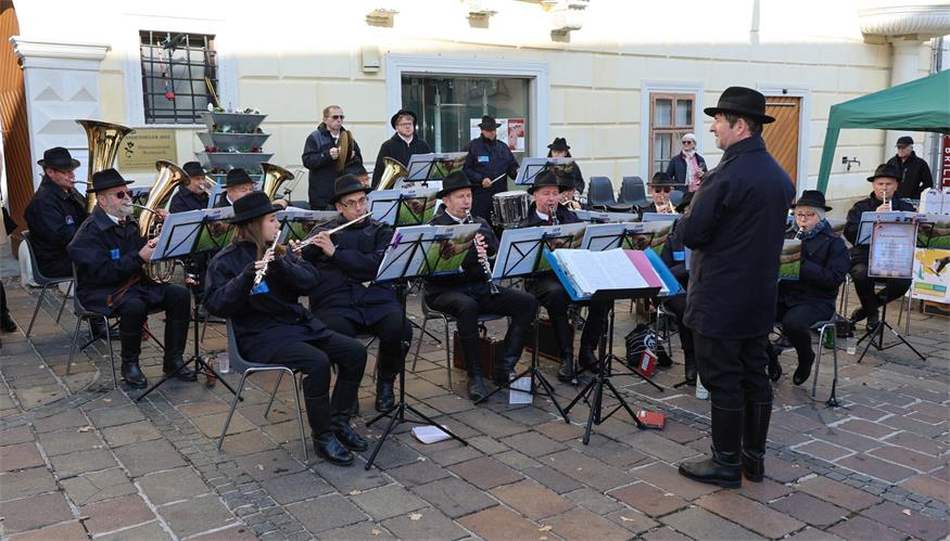 Feierliche Weintaufe in Eisenstadt
