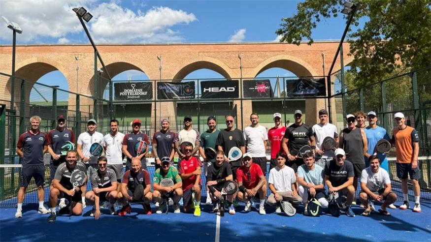 Mattersburg war Schauplatz der ersten burgenländischen Padel-Landesmeisterschaften - alle Teilnehmer auf einen Blick.