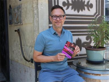 Michael Hess liest am 21. Oktober in der Stadtbibliothek aus seinem Buch „Gehessig“.
