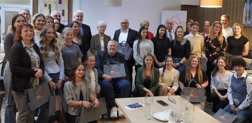 Mit einem Dank an alle Vereine, Funktionärinnen und Funktionäre, Trainerinnen und Trainer sowie Unterstützerinnen und Unterstützer des Pferdesports beendete Präsident Dietrich Sifkovits die Generalversammlung.