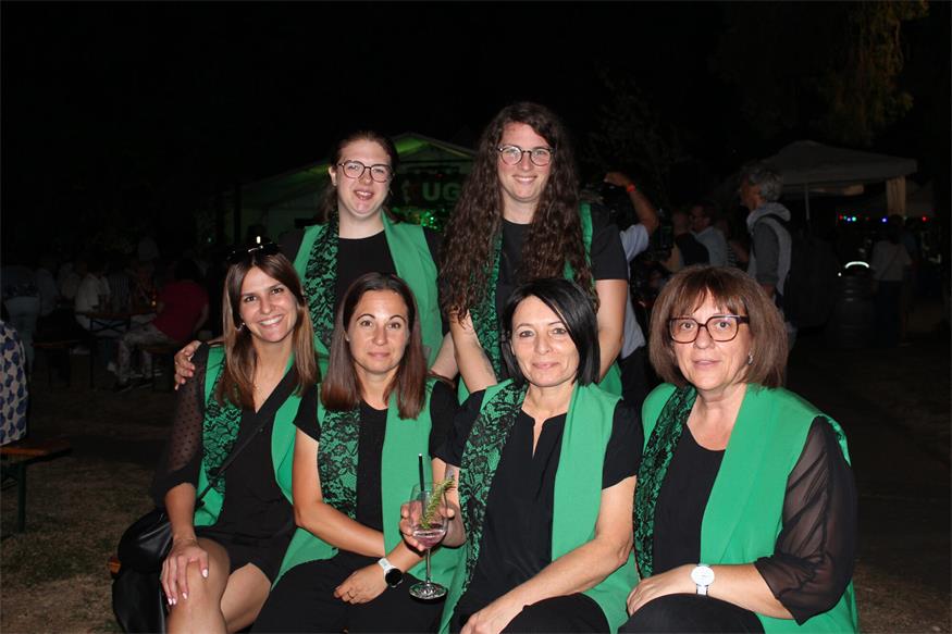 Mit ihrem Auftritt begeisterten die Zelenjaki das Publikum bei der Croatisada. Im Bild: Raphaela Ostovits, Nicole Klemen, Julia Trenker, Petra Hipsag, Sandra Palatin und Daniela Leidenix.