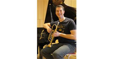 Musikschuldirektor Thomas Loier arbeitet sehr gerne in Oberpullendorf. Eine Oberpullendorferin, die der Deutschkreutzer besonders bewundert, ist Mezzosopranistin Elisabeth Kulman.