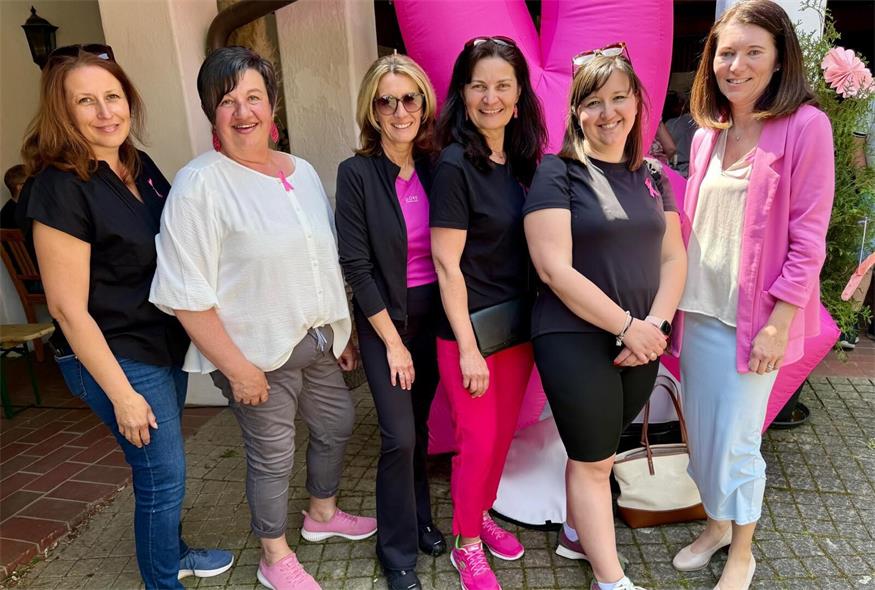 Natascha Feibel, Bürgermeisterin Michaela Raber, Vizebürgermeisterin Tanja Illedits, Vizebürgermeisterin Cornelia Kedl-Oswald, Adisa Potokovic und Andrea Unger (v.l.).
