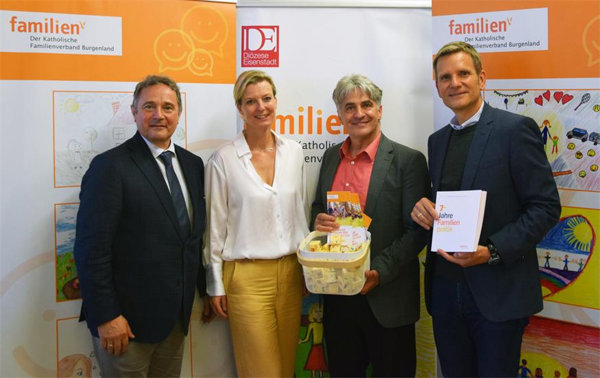 Zum 70-Jahr-Jubiläum heißt es: „Familien ein Lächeln schenken“