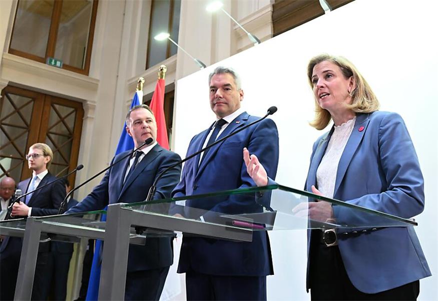 Neuerliches Treffen geplant: Babler, Nehammer und Meinl-Reisinger