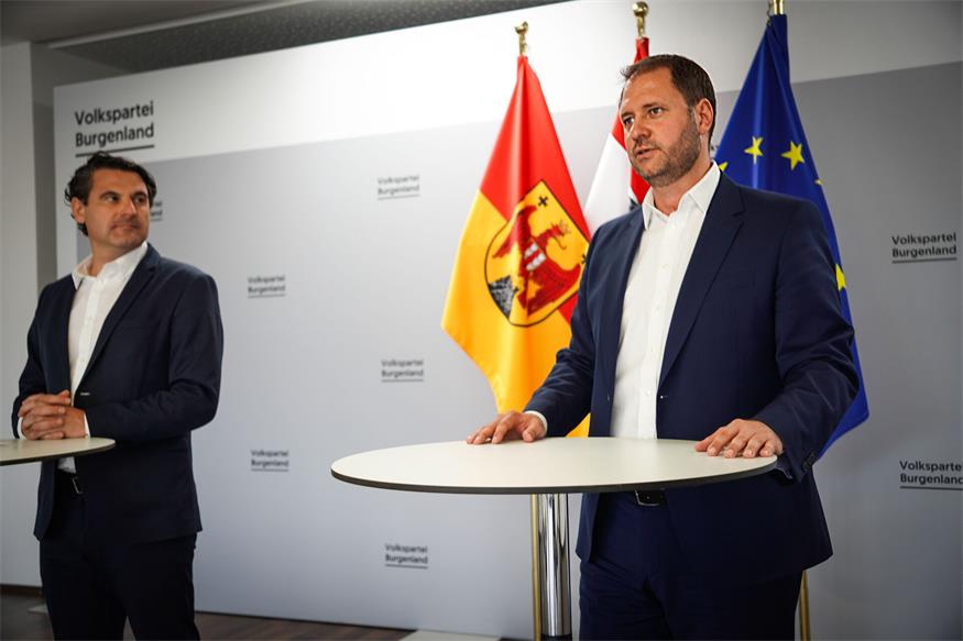 Noch-Parteiobmann Christian Sagartz (r.) und sein möglicher Nachfolger, VP-Nationalratsabgeordneter Christoph Zarits.