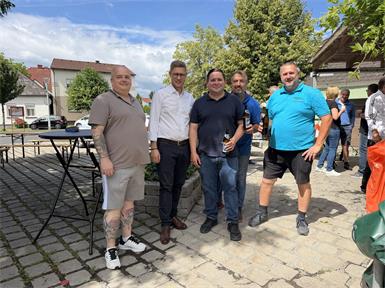 Obmann-Stellvertreter Heinrich Mally, Landtagsabgeordneter Patrick Fazekas, Gemeindeparteiobmann Christian Wimmer, Gemeinderat Helmut Malits und Ersatzgemeinderat Gerald Klinger empfingen zahlreiche Gäste.