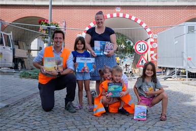 ÖBB-Projektkoordinator Modernisierung Mattersburger Bahn, Bernhard Platzer, Elisa Kernbeis, Christin Rantz, Mirjam & Moritz Rantz, Emilia Kernbeis.
