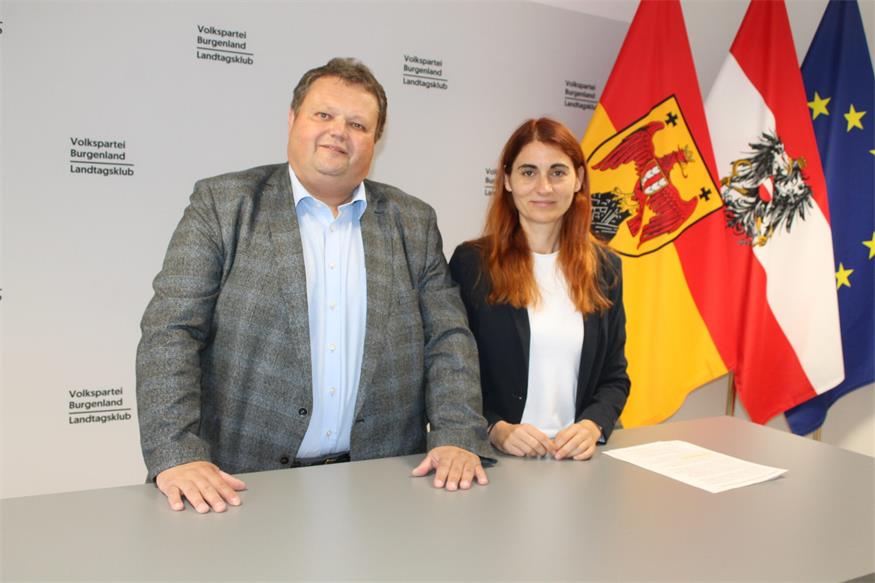 ÖVP-Klubobmann Bernd Strobl und Landtagsabgeordnete Carina Laschober-Luif: „Wenn wir Transparenz wollen, dann in allen Bereichen und nicht nur dort, wo es der SPÖ gerade passt!“