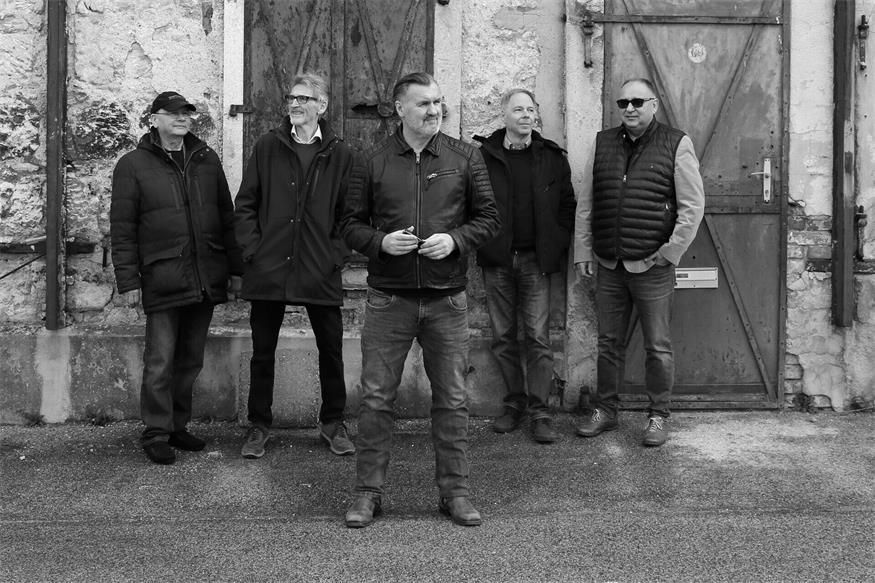 "Oldplay" sind: Andreas Pawlicki/key, Gerhard Jeidler/git, Stefan Terdy/voc, Gerhard Christof Deissl/b und Franz Abseher/dr.