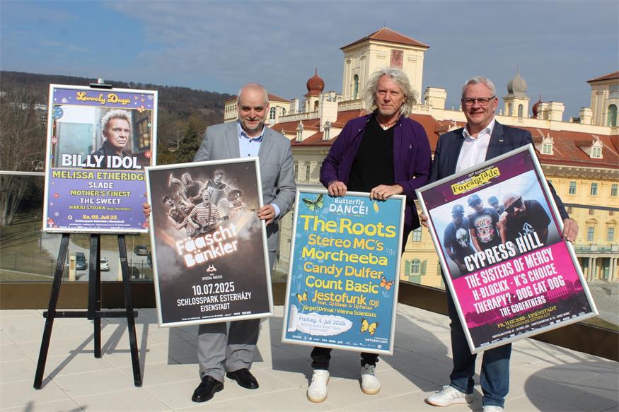 Partnerschaft auf weitere fünf Jahre und Ausblick auf den Sommer. Esterhazy-Vorstand Matthias Grün, Veranstalter Ewald Tatar und Eisenstadts Bürgermeister Thomas Steiner (v.l.).