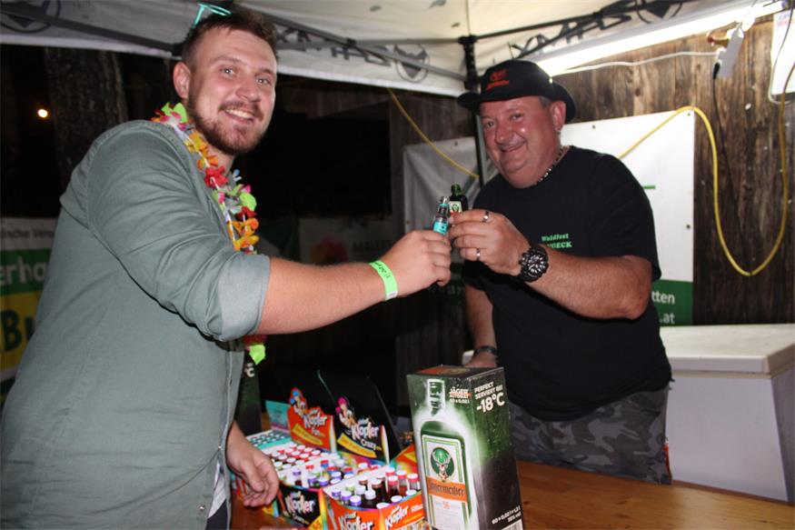 Partytime hoch drei beim Waldfest in Langeck