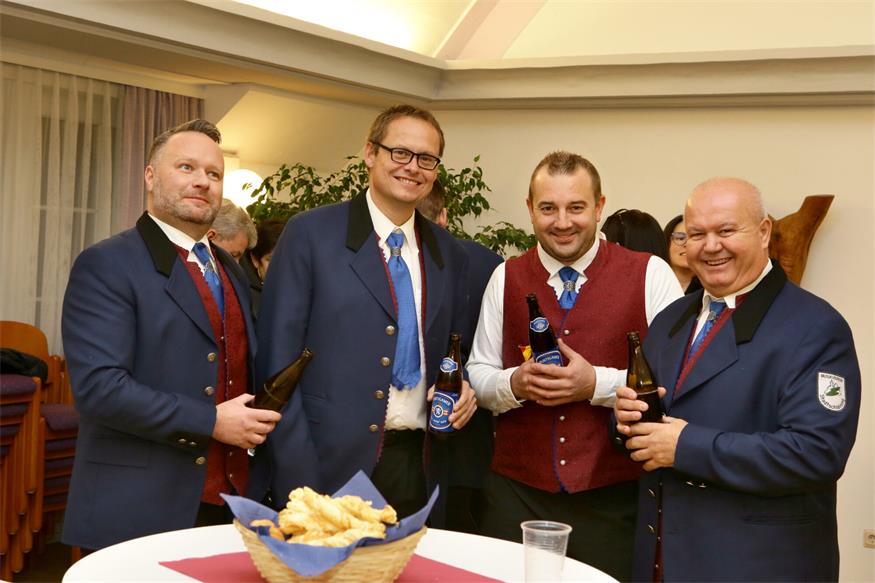 Festliche Klänge bei Adventkonzert der Blasmusik