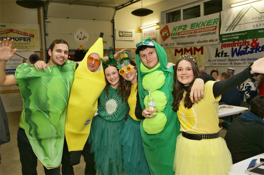 Philipp Müllner, Gerhard Neubauer, Sophie Bieler, Larissa Neubauer, David Neubauer und Hannah Bieler. 