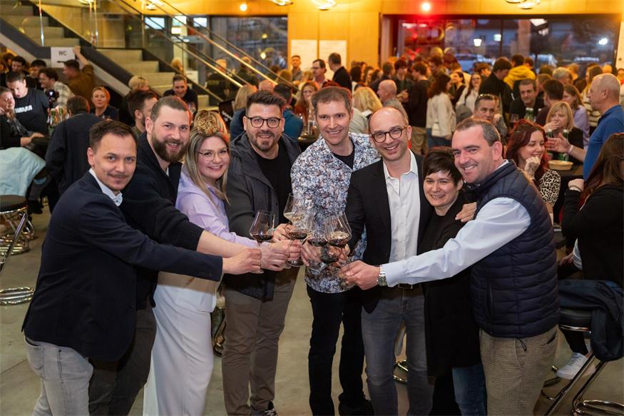 Frühlingsgefühle im Glas: Erster Weinfrühling in Andau