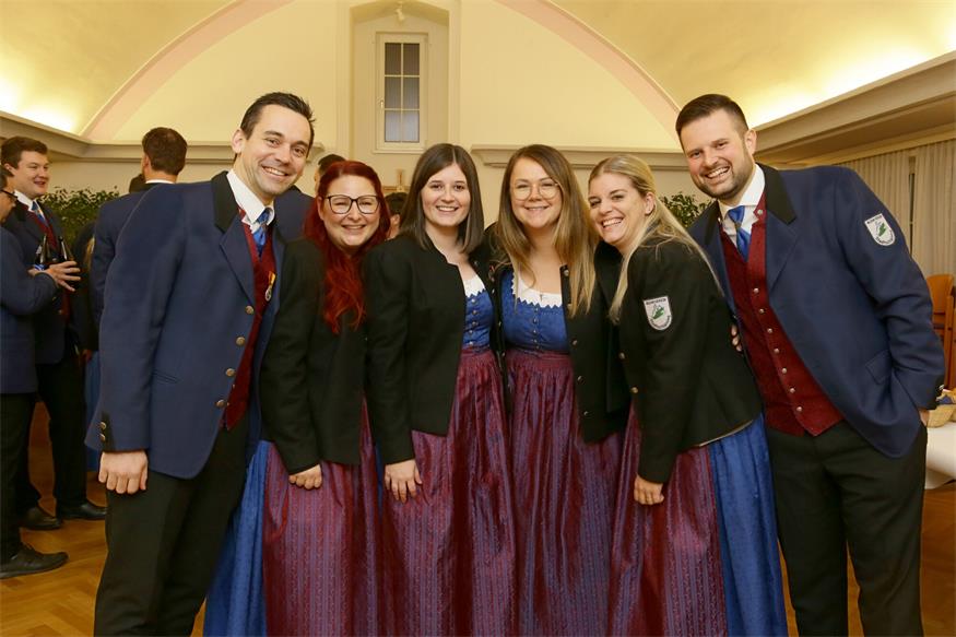 Festliche Klänge bei Adventkonzert der Blasmusik