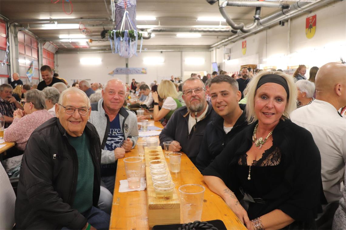 Walter, Franz, Günter, Kevin und Edith. 