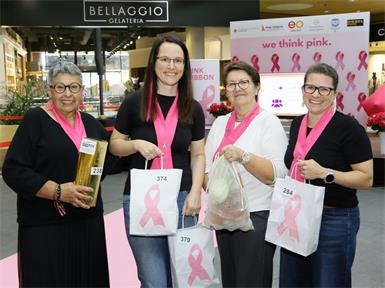 Pink Ribbon stand im eo im Fokus.