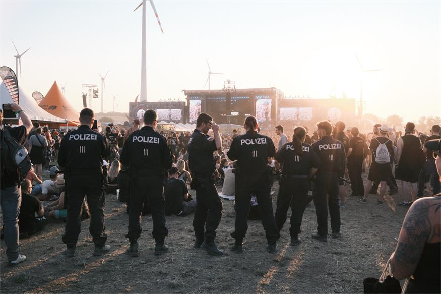 Polizeikräfte aus dem Burgenland, aus Wien, Niederösterreich, Salzburg, der Steiermark, Oberösterreich, Kärnten und Tirol sorgten für die Sicherheit auf den Pannonia Fields in Nickelsdorf.
