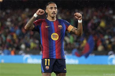 Raphinha traf beim Barca-Torfestival dreimal
