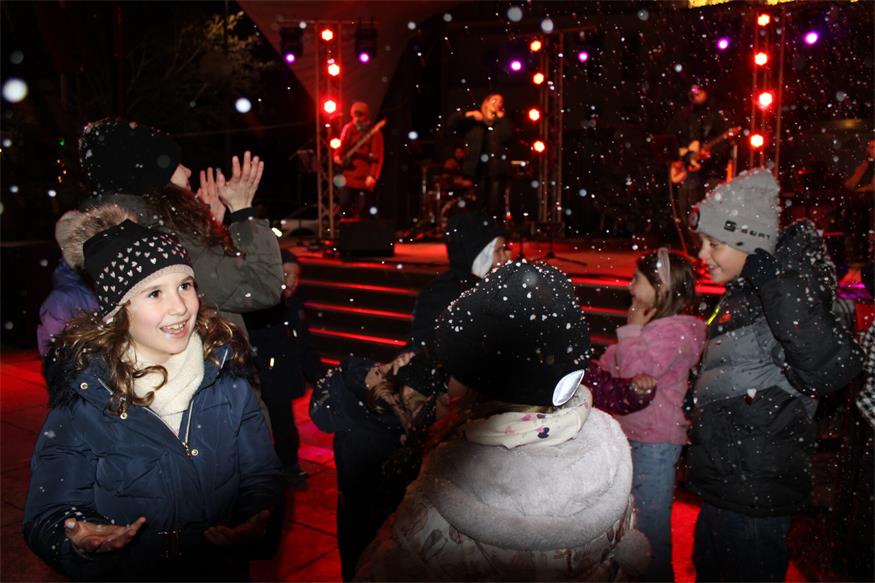 Stadtmarketing Oberpullendorf ließ Schnee und Weihnachtstöne rieseln