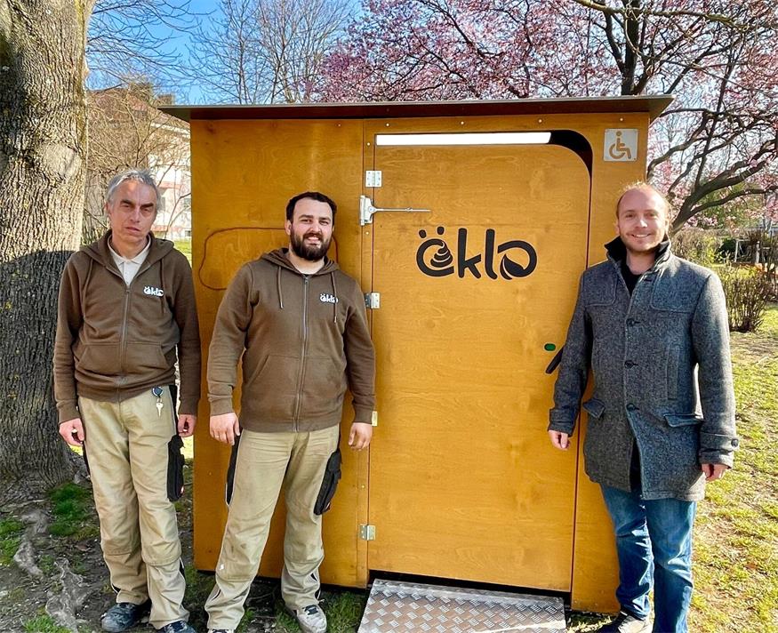 „Öklo“ am Neudörfler Spielplatz aufgestellt