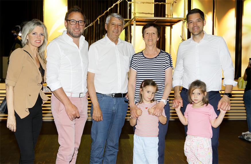 Großer Andrang bei Musical-Premiere im neu eröffneten KUZ