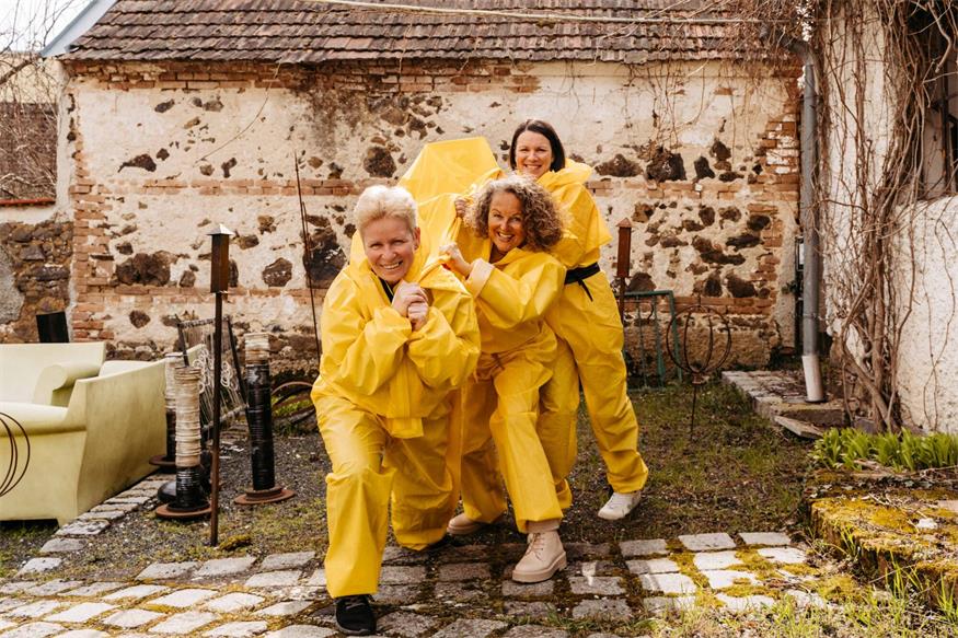 Sabine Kerstinger, Eva Ledl und Dagmar Habeler starten mit dem Gelben Tisch offiziell in den Frühling.