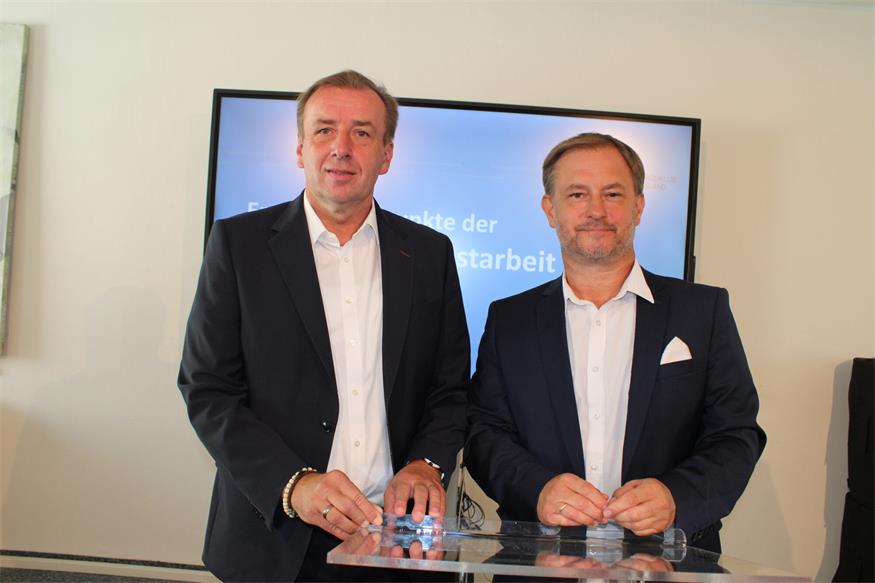 Schauen in den politischen Herbst: SPÖ-Abgeordneter Christian Drobits, Klubobmann Roland Fürst (v.l.). 