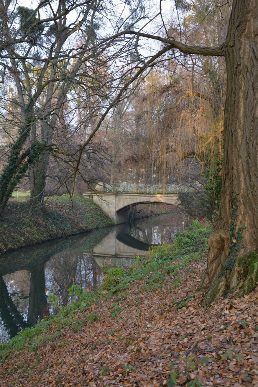 Auf Entdeckungstour zwischen Schloss, Schuhmuseum und Sliwowitz