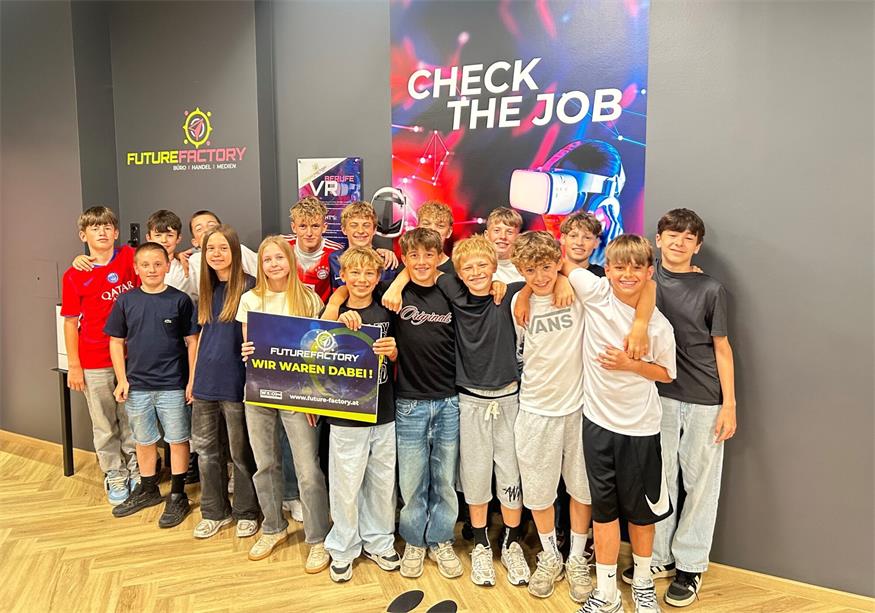 Schülerinnen und Schüler der 3E-Klasse der Mittelschule Theresianum