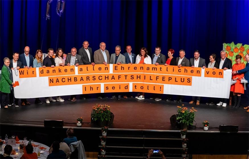 Schulterschluss der Gemeinden. 19 Bürgermeisterinnen und Bürgermeister dankten den Ehrenamtlichen nicht nur bei Festveranstaltungen wie dieser.