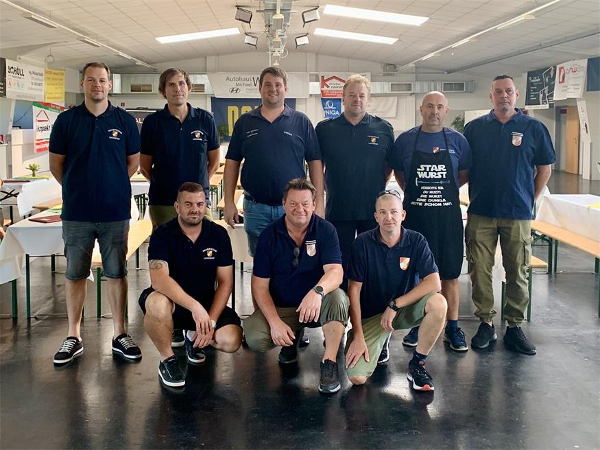 Sebastian Franschitz, Alexander Hofer, Kommandant Robin Eder, Siegfried Sorko, Gottfried Löschnauer, Roland Bauer, Patrick Hruby, Gottfried Hüller und Nikolaus Sorko halfen mit.