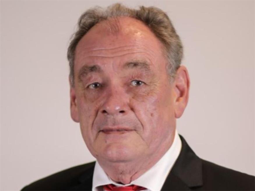 Seit Anfang 1997 ist Dieter Posch Bürgermeister von Neudörfl. Sechs Amtszeiten prägte er die Entwicklung der Marktgemeinde entscheidend mit. Für eine siebente Amtsperiode steht er nicht mehr zur Verfügung, verkündete er bei der Feier zum Nationalfeiertag im Martinihof. Seine Nachfolge soll Gemeindevorstand Martin Giefing antreten.
