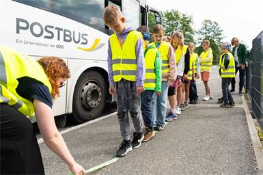 Sicheres Busfahren wurde an der Volksschule Mogersdorf geübt. 