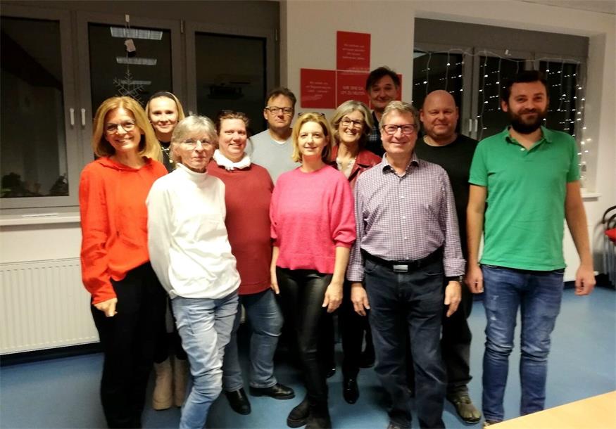 Sie sind da, um in Krisen zu helfen. Bezirkskoordinatorin Ruth Lang und ihre Kolleginnen und Kollegen vom Kriseninterventions-Team.