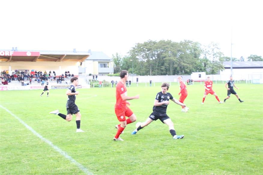 Kurioses Eigentor brachte Siegendorf auf den Weg aus der Abstiegszone