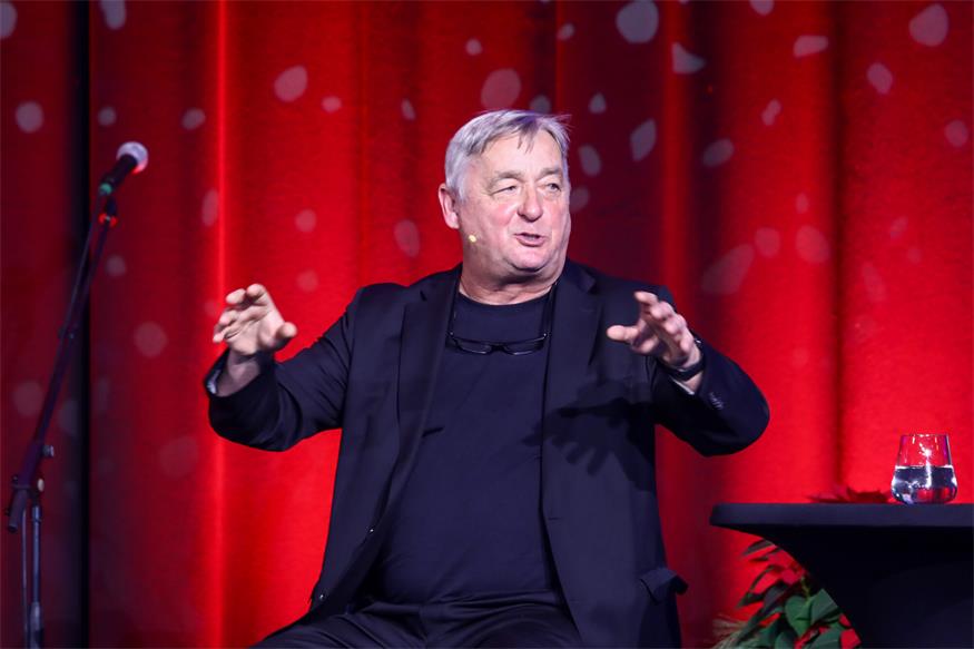 „Spätlese“: Kabarett-Abend mit Andreas Vitasek , am 14. März um 19 Uhr in der Veranstaltungshalle in Neudorf. 