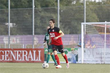 Spielertrainer Mario Sara steht vor dem ersten großen Erfolg seiner noch jungen Trainerkarriere. 