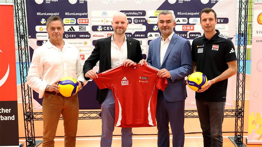 Sport Burgenland GmbH-Geschäftsführer Anton Beretzki, Generalsekretär Philipp Seel (Österreichischer Volleyballverband), Sportlandesrat Heinrich Dorner und Sportdirektor Roland Schwab (Österreichischer Volleyballverband). 