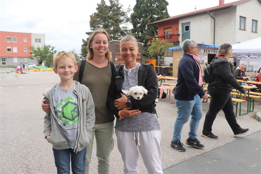 Neudörfler Dorffest: Hauptstraße verwandelte sich erneut in Festmeile