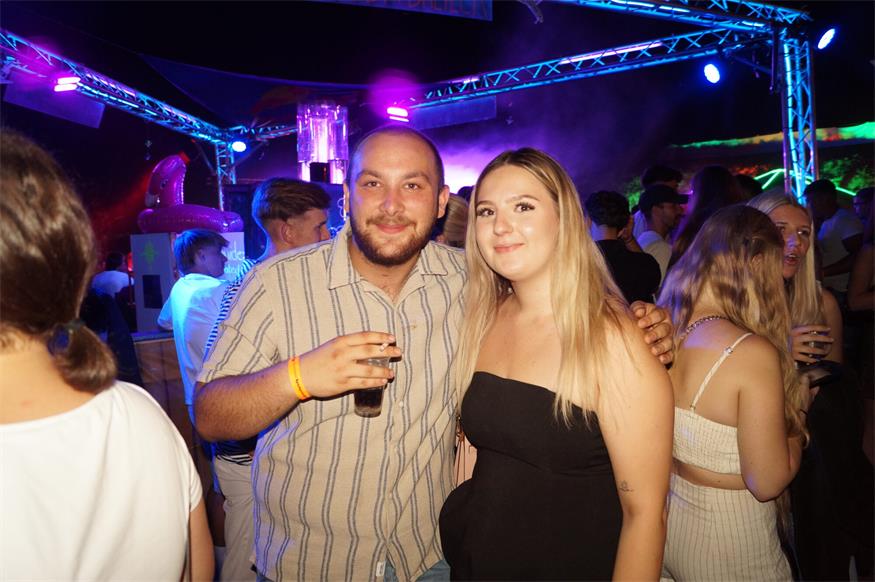 SLESS Beachparty bot Partystimmung pur