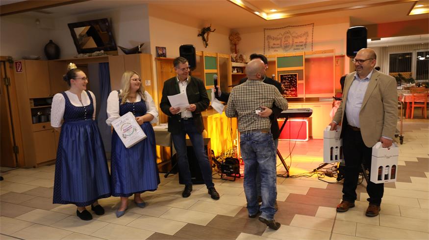 Bauernkränzchen im Gasthaus „Monika“